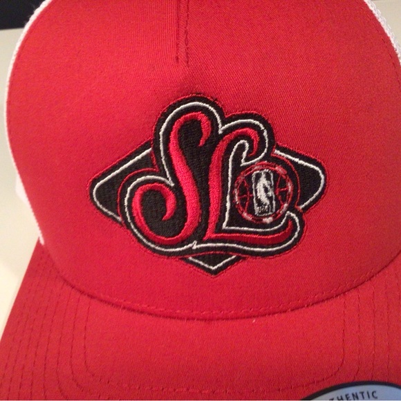 NBA 2023 Summer League SnapBack Trucker Hat. - Picture 2 of 4